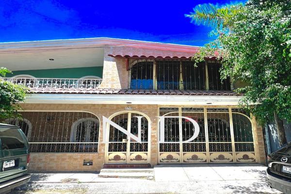 Foto de inmueble en José María Valencia 2349, Aaron Joaquín, 44768 Guadalajara, Jal. #2349, Col. Joaquín Aarón C.P. 44768, Guadalajara
