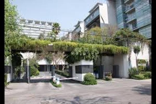 Foto de inmueble en Calle Niebla  #2, Col. Viveros de La Loma C.P. 54080, Tlalnepantla de Baz