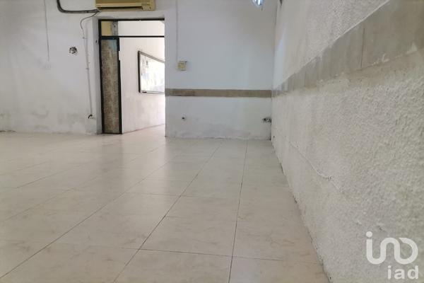 Foto de inmueble en 44 x 73 A, Col. Itzaes C.P. 97068, Mérida