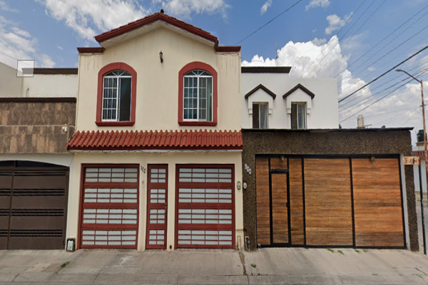 Foto de inmueble en De La Luna #s/n, Col. La Luz C.P. 34225, Durango