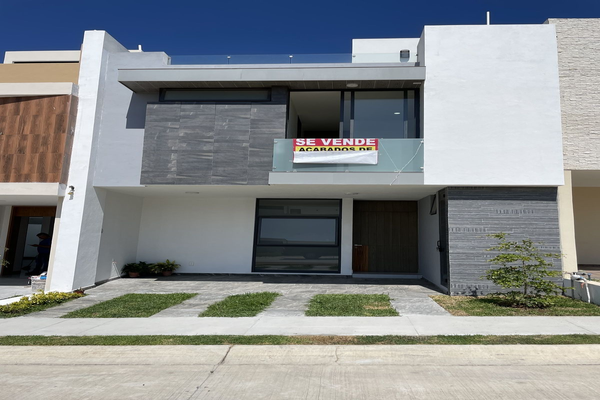 Foto de inmueble en 45134 La AzucenaJal.México, Col. Nuevo México C.P. 45138, Zapopan