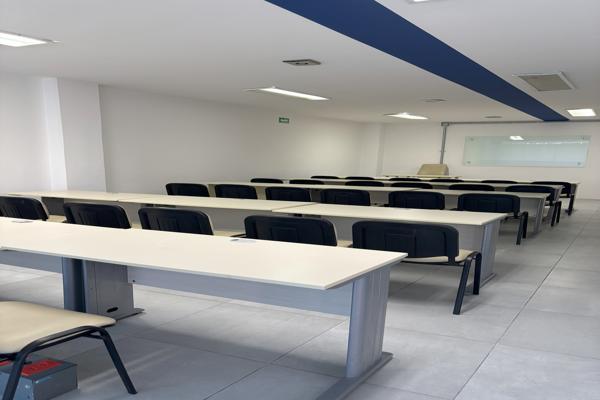 Foto de inmueble en Galileo Galilei #s/n, Col. Científicos C.P. 50075, Toluca