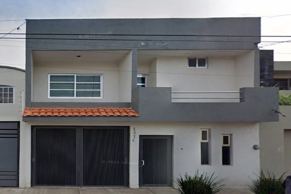 Foto de inmueble en Abedul, Las Fuentes, 59699 Zamora de Hidalgo, Mich., Col. Las Fuentes C.P. 59699, Zamora