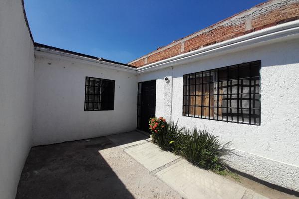 Foto de inmueble en C. Valle del Rocio 125, Agua Azul, 37297 León de los Aldama, Gto. #125, Col. Agua Azul C.P. 37297, León