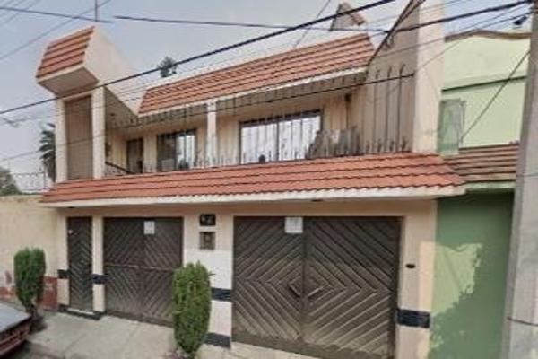 Foto de inmueble en Chonchos  #44, Col. Tezozomoc C.P. 02459, Azcapotzalco