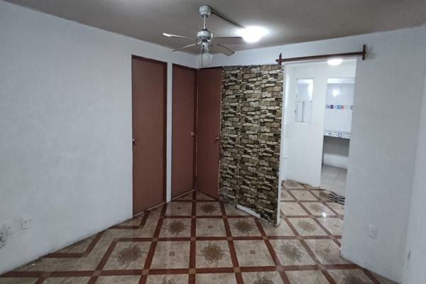 Foto de inmueble en Calle 8a. Cda. Sur de Bosques del Edo. Méx., Los Heroes Tecamac, 55764 Ojo de Agua, Méx. #44, Col. Los Héroes Tecámac II C.P. 55764, Tecámac