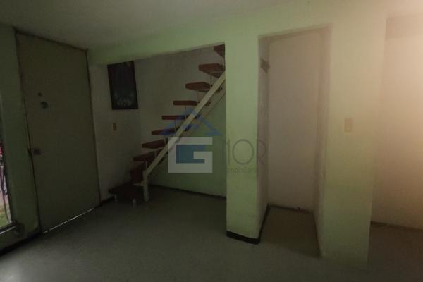 Foto de inmueble en Santa María #2, Col. Hogares de Castera C.P. 54920, Tultitlán