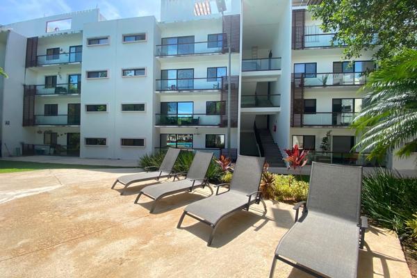 Foto de inmueble en Av. Roble, 77536 Cancún, Q.R., Col. Supermanzana 326 C.P. 77536, Benito Juárez