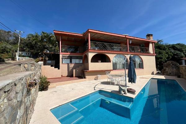 Foto de inmueble en Vista del Lago Poniente #67, Col. Vista del Lago (Country Club de Chapala) C.P. 45936, Chapala