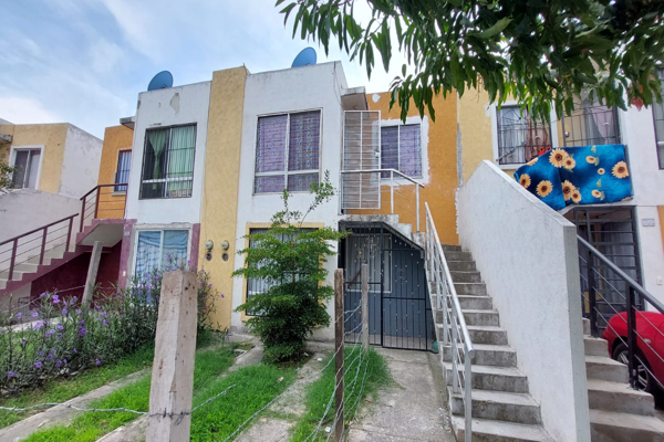 Foto de inmueble en C. Valle de las Magnolias, 45650 Tlajomulco de Zúñiga, Jal. #s/n, Col. Valle de Los Encinos C.P. 45650, Tlajomulco de Zúñiga
