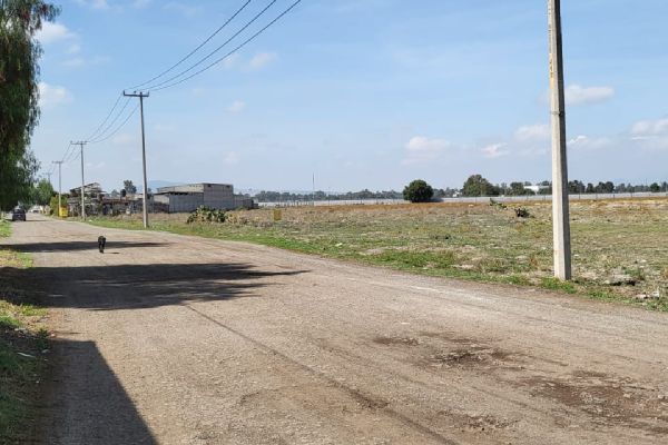 Foto de inmueble en Camino Viejo a Zumpango, Los Reyes Acozac, Edomex, 55750, Col. Los Reyes Acozac C.P. 55755, Tecámac