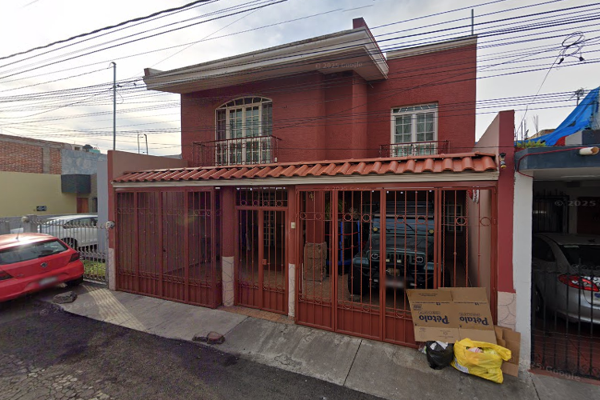 Foto de inmueble en LAS FUENTES  #08, Col. Zamora de Hidalgo Centro C.P. 59600, Zamora
