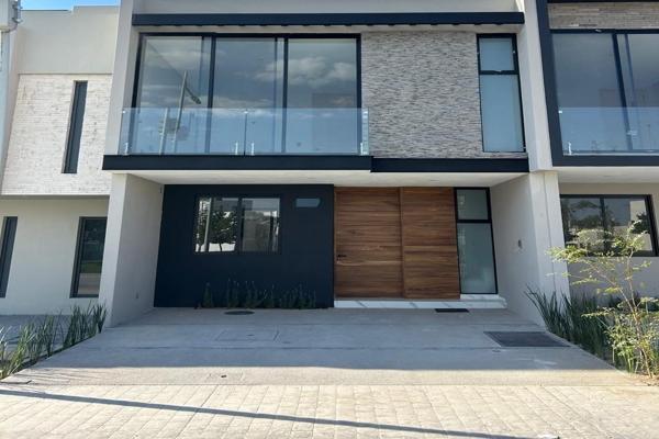 Foto de inmueble en Av. Paseo del Origen, Blvrd Bosques de Sta Anita #500, 45645 Bosque Real, Jal. ##500, Col. El Origen C.P. 45645, Tlajomulco de Zúñiga
