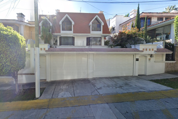 Foto de inmueble en Avenida Naciones Unidas 6755 #6755, Col. Loma Real C.P. 45129, Zapopan