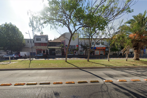 Foto de inmueble en Calzada Independencia Norte, Col. La Perla C.P. 44360, Guadalajara