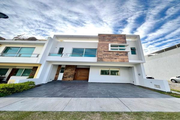 Foto de inmueble en Av. Federalistas, 45138 Nuevo México, Jal. #1994Int. 6, Col. Jardines Del Valle C.P. 45138, Zapopan