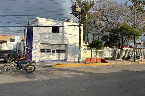 Foto de inmueble en 5 de Febrero, Col. Centro C.P. 42800, Tula de Allende