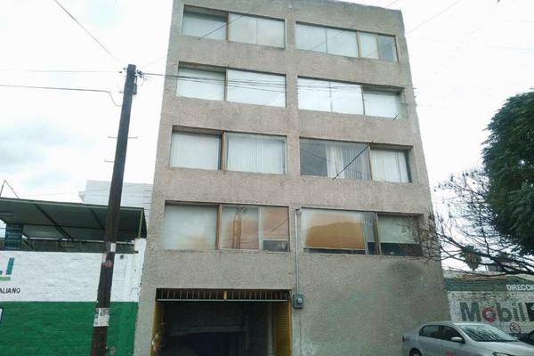 Foto de inmueble en 5 de febrero, Col. Las Campanas C.P. 76010, Querétaro