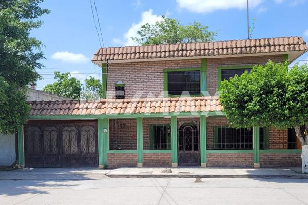 Foto de inmueble en 5 de Febrero, Col. Revolución Mexicana C.P. 93997, Pánuco