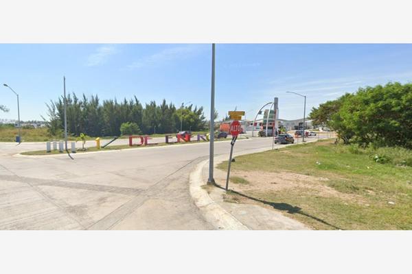 Foto de inmueble en 5 DE JUNIO #000, Col. 17 de Enero C.P. 89505, Ciudad Madero