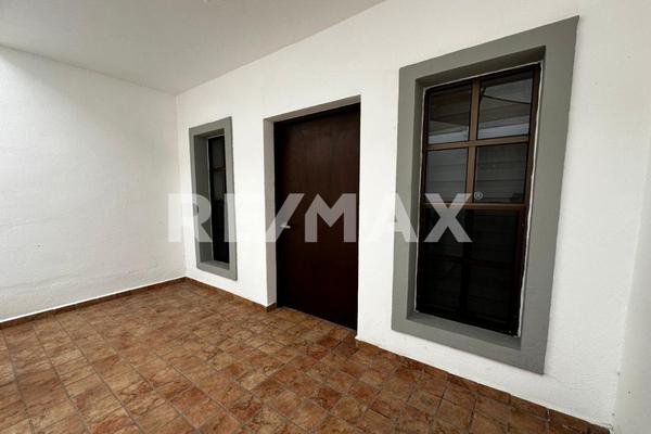 Foto de inmueble en 5 de Mayo, Col. 1° de Mayo C.P. 89450, Ciudad Madero