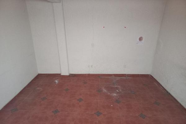 Foto de inmueble en 5 de mayo, Col. Centro C.P. 42800, Tula de Allende
