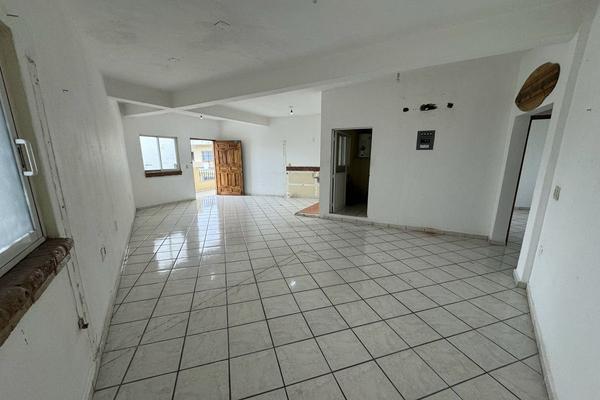 Foto de inmueble en 5 DE MAYO, Col. Pitillal Centro C.P. 48290, Puerto Vallarta