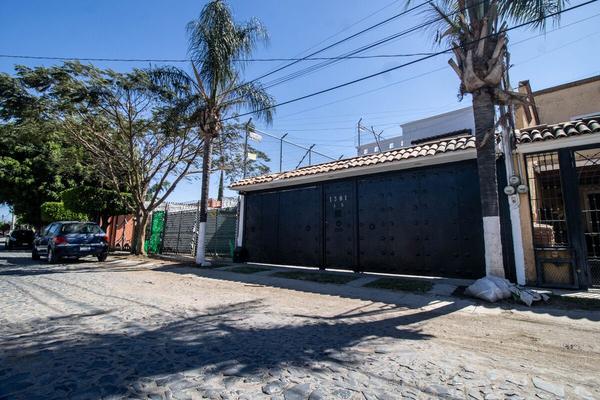 Foto de inmueble en 5 de Mayo, Col. Santa Anita C.P. 45645, Tlajomulco de Zúñiga