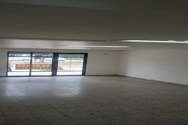 Foto de inmueble en Avenida Francisco I Madero (Calle 17) #203, Col. Ciudad Victoria Centro C.P. 87000, Victoria