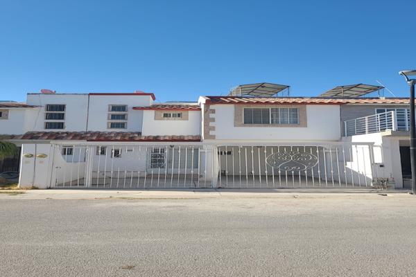 Foto de inmueble en Cerrada Acacias #113, Col. Residencial Palma Real C.P. 27023, Torreón