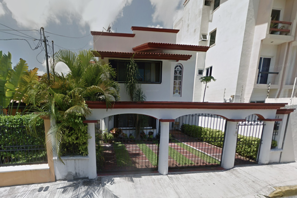 Foto de inmueble en Lava Supermanzana 15, 77505 Cancún, Q.R., Col. Supermanzana 16 C.P. 77505, Benito Juárez