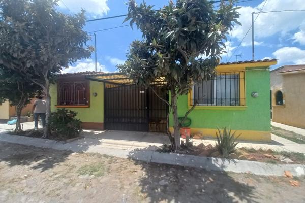 Foto de inmueble en X #X, Col. Paseo de las Palmas C.P. 76804, San Juan del Río