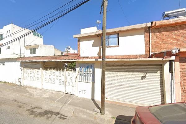 Foto de inmueble en Galileo Galilei 215 #215, Col. Residencial las Torres C.P. 50076, Toluca