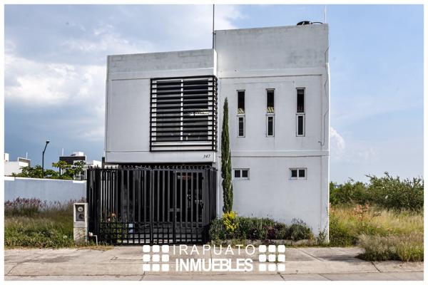 Foto de inmueble en Avenida del Picacho #347, Col. Villas de Bernalejo C.P. 36833, Irapuato