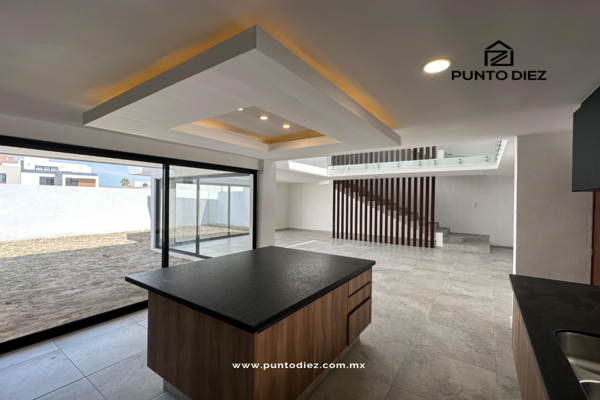 Foto de inmueble en Punta San Luis, Col. Las Haciendas C.P. 78218, San Luis Potosí