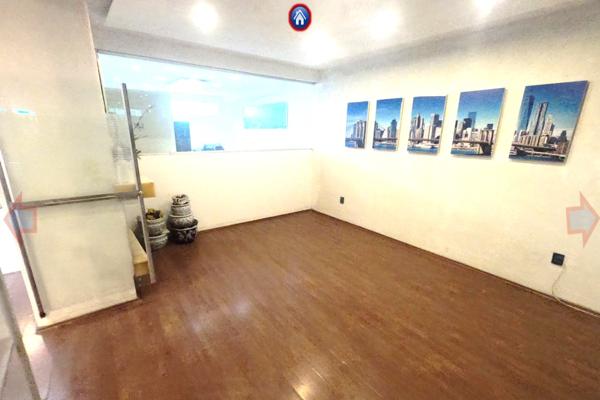 Foto de inmueble en 27 de Abril 24 #24, Col. Lomas Manuel Ávila Camacho C.P. 53910, Naucalpan de Juárez