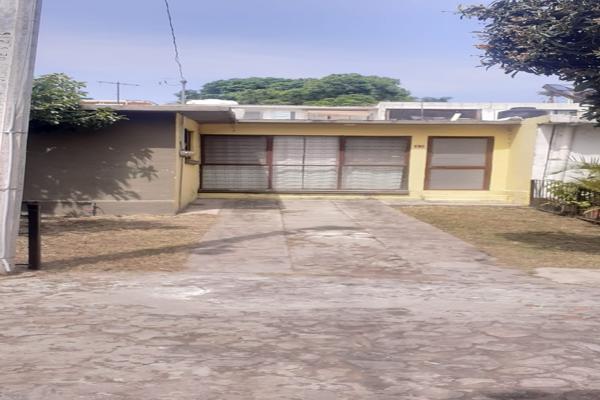 Foto de inmueble en Tabachines, Col. Lomas de Cuernavaca C.P. 62584, Temixco