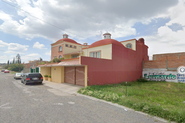 Foto de inmueble en Monte Ararat, Lomas de San Juan, 76806 San Juan del Río, Qro. #20, Col. Villas del Parque C.P. 76806, San Juan del Río