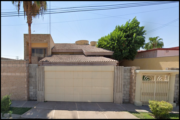 Foto de inmueble en Avenida San Isidro 968 #968, Col. San Isidro C.P. 27100, Torreón