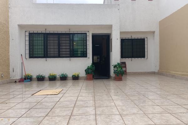 Foto de inmueble en Lord Byron, Col. Vallarta Universidad C.P. 45110, Zapopan
