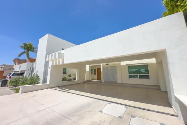 Foto de inmueble en CASA GRANDE, Col. Hermosillo Centro C.P. 83000, Hermosillo