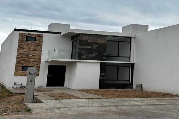 Foto de inmueble en Calle Paseo de las Hadas #s/n, Col. Privada Quinta del Sol C.P. 78438, Soledad de Graciano Sánchez