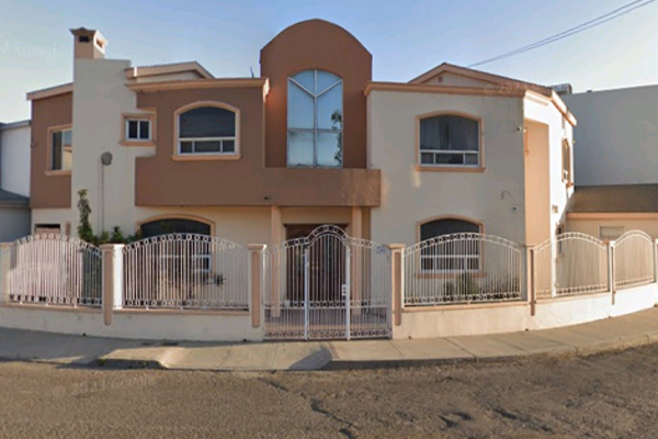 Foto de inmueble en Paseo de Los Sauces  #406, Col. Loma Dorada C.P. 22847, Ensenada