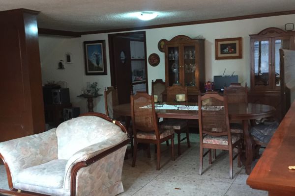 Foto de inmueble en Pino , Col. Valle de San Mateo C.P. 53240, Naucalpan de Juárez