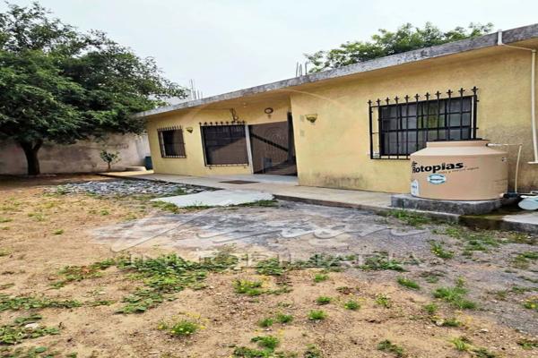 Foto de inmueble en Benito Juarez #242, Col. Progreso C.P. 25770, Monclova