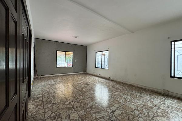 Foto de inmueble en Mitras Centro, Monterrey, N.L. #s/n, Col. Mitras Centro C.P. 64460, Monterrey
