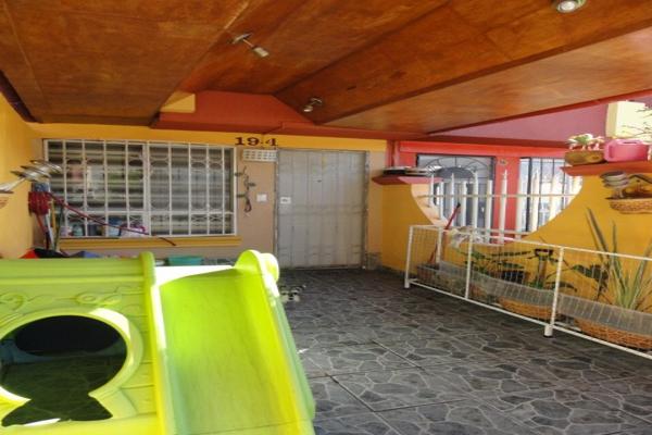 Foto de inmueble en Calle 2a. Cerrada de Bosques de Puebla #VIV 4, Col. Los Héroes Tecámac II C.P. 55764, Tecámac
