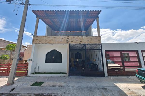Foto de inmueble en Circuito Lima 112 #112, Col. Hacienda Santa Fe C.P. 45653, Tlajomulco de Zúñiga