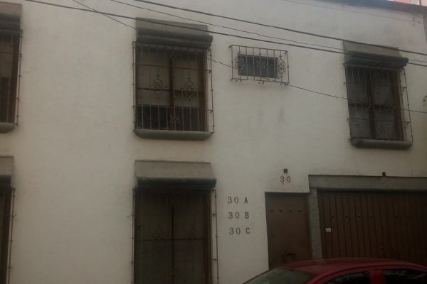 Foto de inmueble en orión, Col. Jardines de Cuernavaca C.P. 62360, Cuernavaca