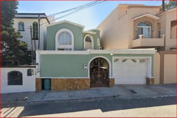 Foto de inmueble en Lago de Tequesquitengo, Col. Valle Dorado C.P. 22890, Ensenada